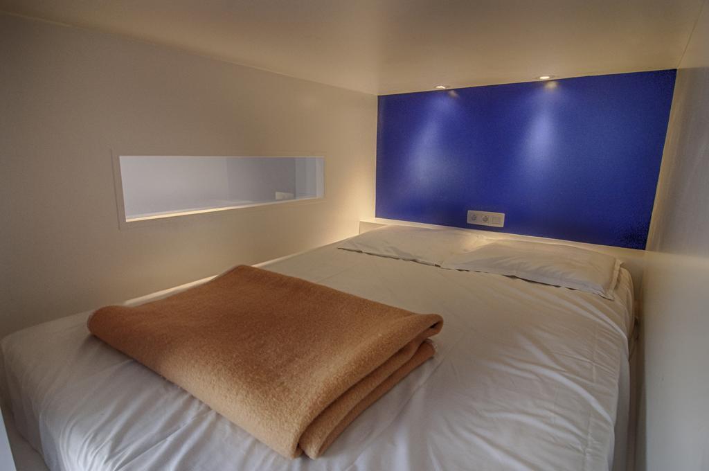 Hostel Lybeer Brygge Exteriör bild